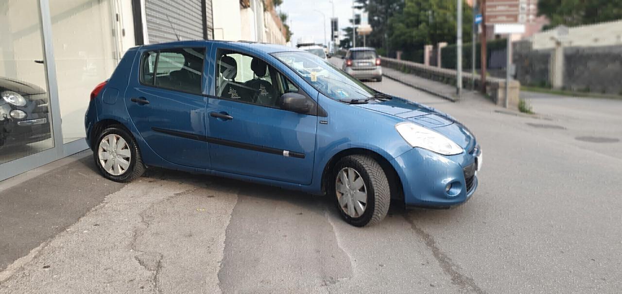 Renault Clio 1.2 16V 5 porte Yahoo!