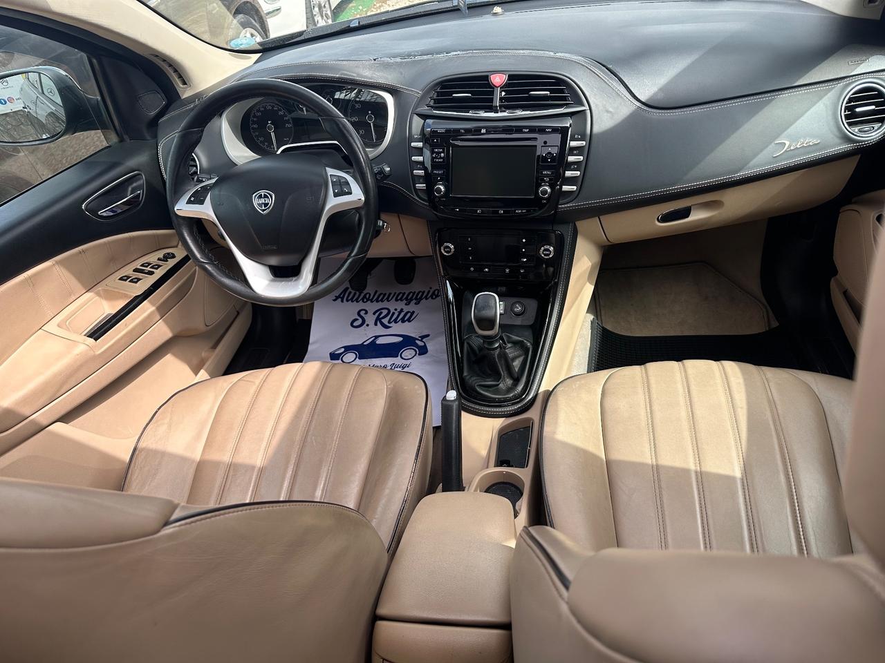 Lancia Delta 1.9 diesel 2010 TETTO APRIBILE GARNTITA