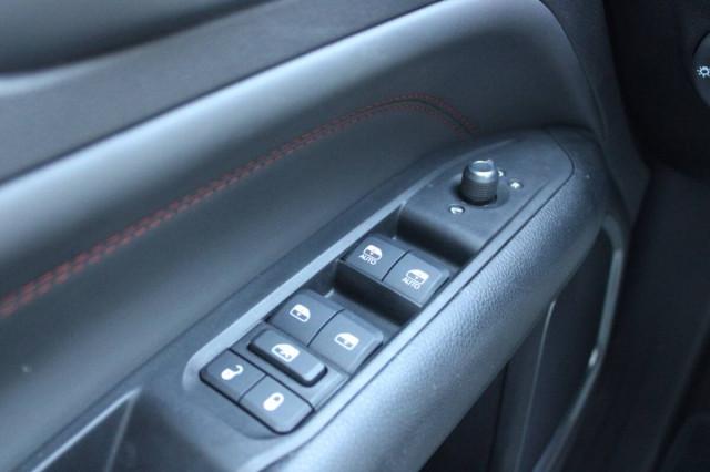 Jeep Compass 1.3 turbo t4 phev Trailhawk 4xe con CarPlay