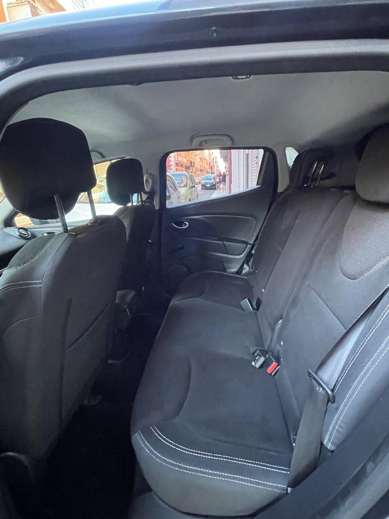 Renault Clio dCi 8V 75 CV Start&Stop 5 porte Energy Intens