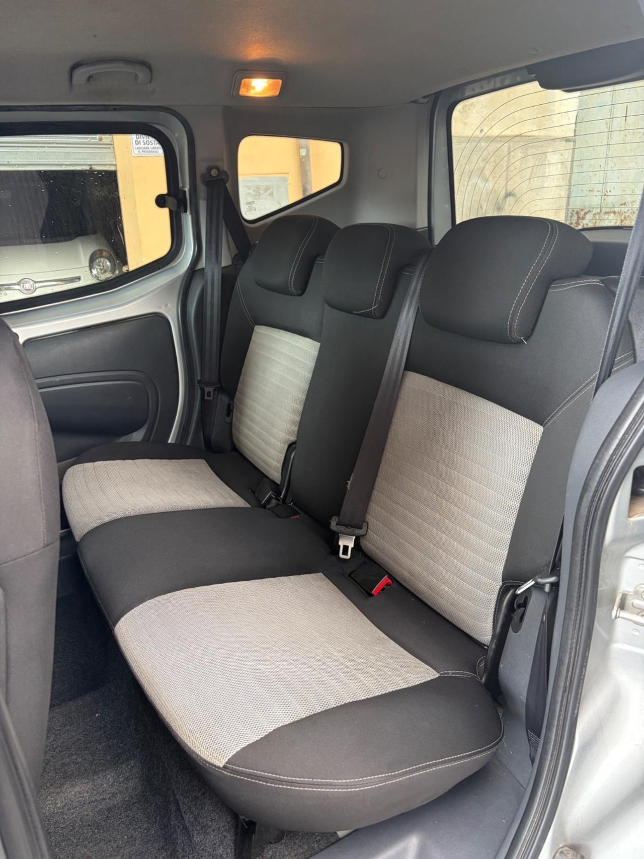 FIAT QUBO 1.4 8V 77CV FULL Natural Power CHIAMA