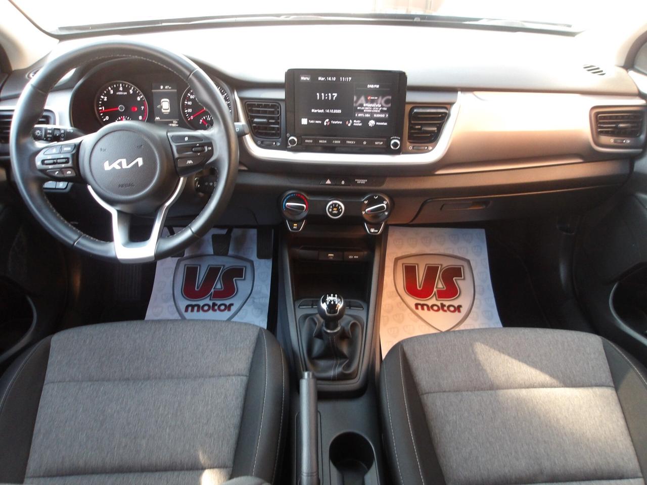 KIA STONIC 1.2 BENZ-KM 18.000-2022