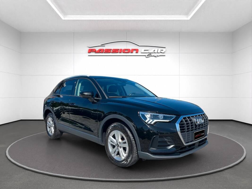 Audi Q3 35 2.0 tdi Business s-tronic