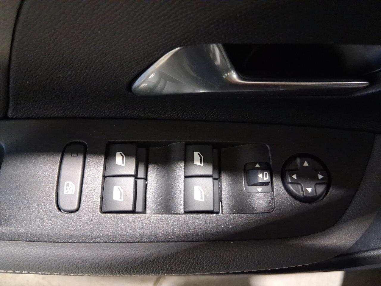 Opel Mokka 1.2 Turbo Elegance 100cv