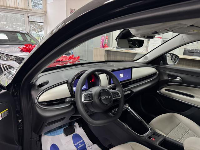 FIAT 600 Hybrid 136 CV DCT MHEV La Prima