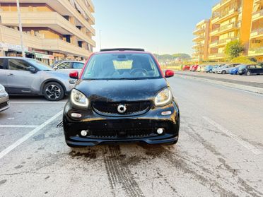 Smart ForTwo 90 0.9 T twinamic cabrio BRABUS Style LED NAVI KAMERA JBL PACK SPORT PELLE PDC INTROVABILE