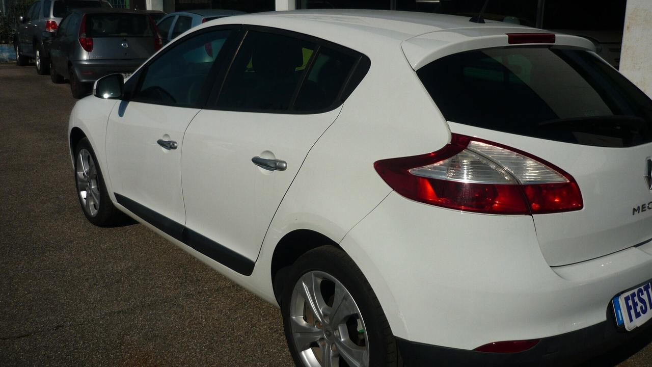 Renault Megane Mégane 2.0 CVT Dynamique