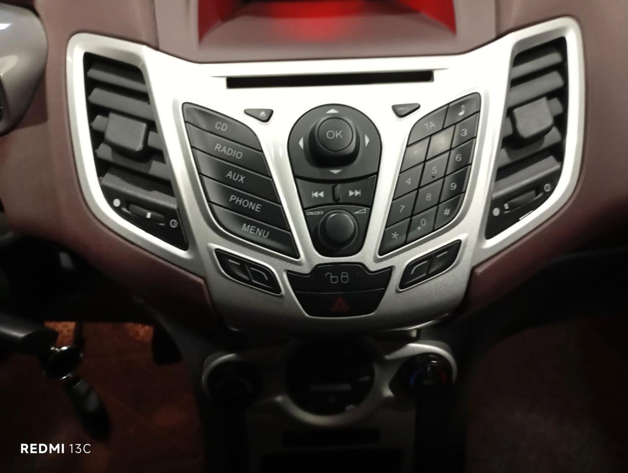 FORD FIESTA DEL 2010 1400 BENZINA GPL VALIDO FINO AL 2030