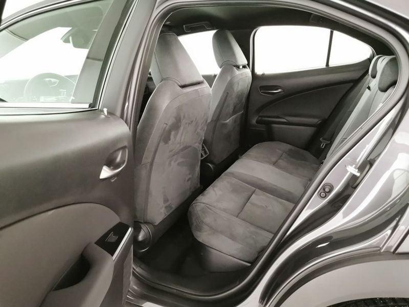 Lexus UX 250h 2.0 Urban 2wd cvt