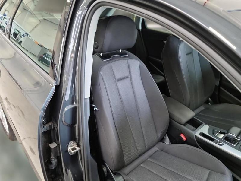 AUDI A4 AVANT 2.0 40 TDI BUSINESS S TRONIC STATION WAGON