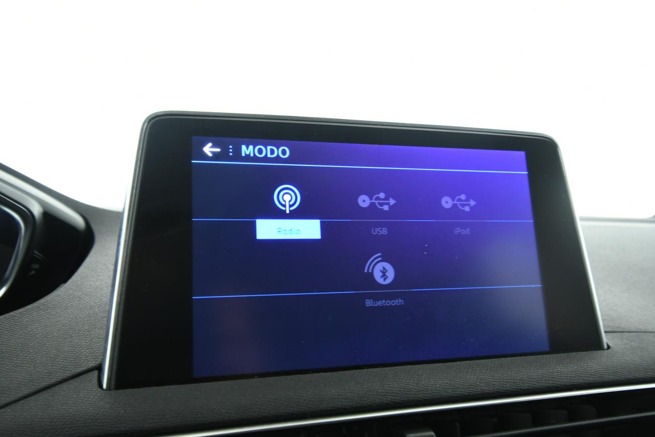 PEUGEOT 3008 1.5 bluehdi Business s&s 130cv eat8 APP CONNECT+NEOPATENTATI
