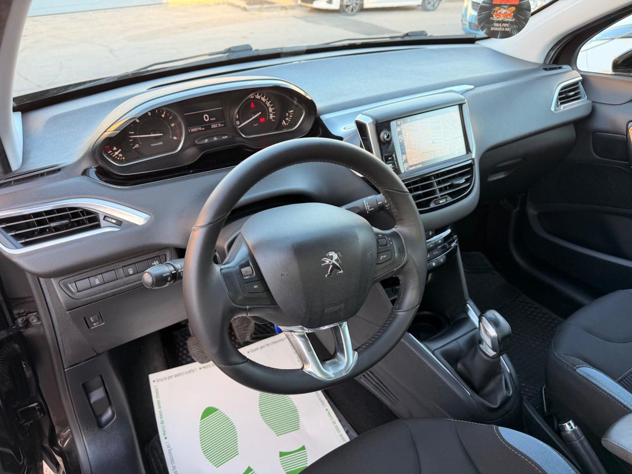 Peugeot 208 1.4 HDi 68CV Allure NAVI