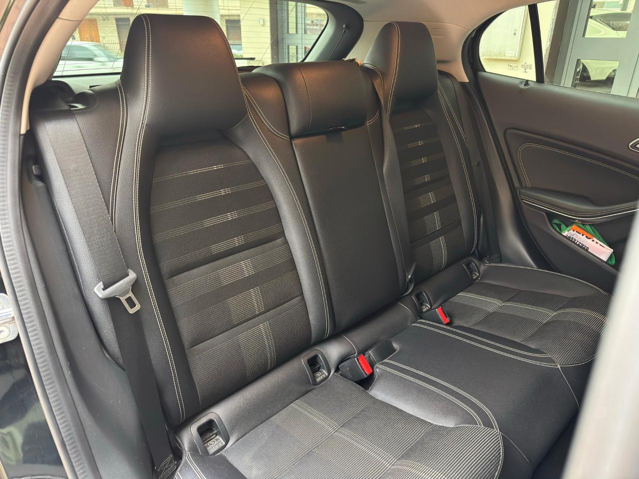 Mercedes-benz GLA 200 d Automatic Sport 2.2 136 cv