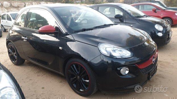 Opel Adam 1.4 Adam black and red