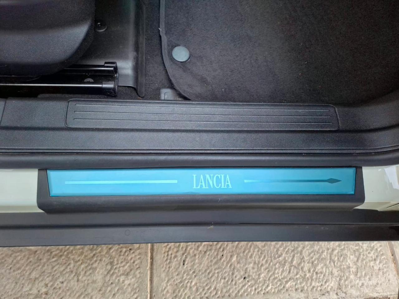 Lancia Delta 1.6 MJT 120cv Silver 2011