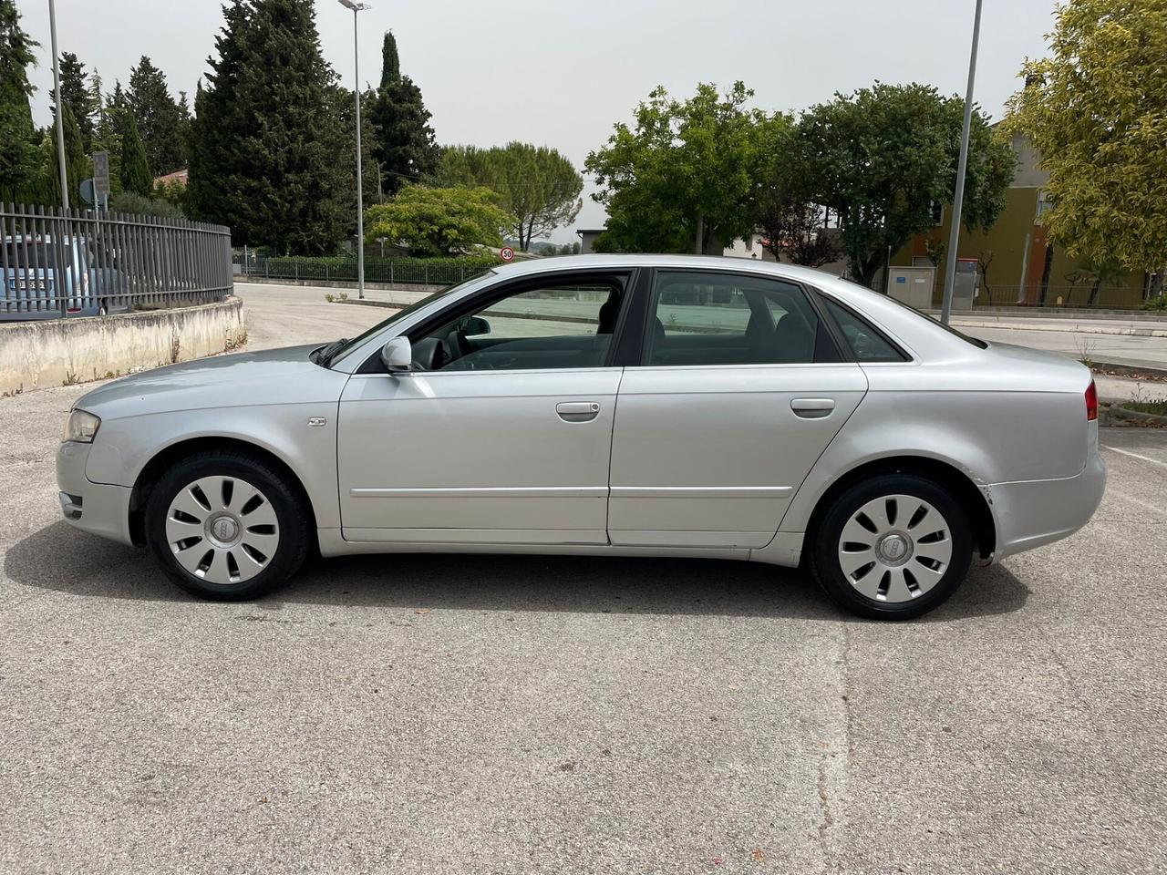 AUDI A4 1.9 TDI BERLINA 2006 12 MESI DI GARANZIA