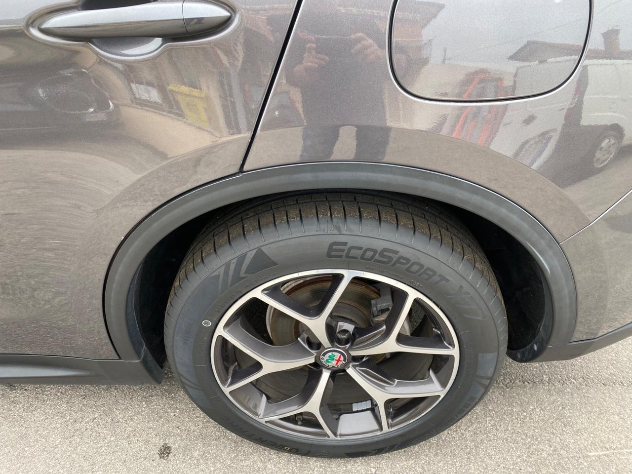 Alfa Romeo Stelvio 2.2 Turbodiesel 180 CV AT8 RWD Executive