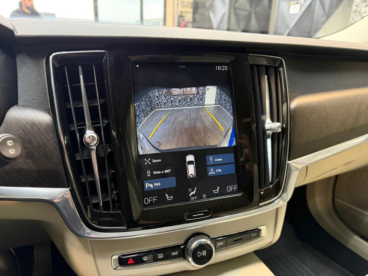 Volvo V90 Cross Country D5 AWD Geartronic Pro