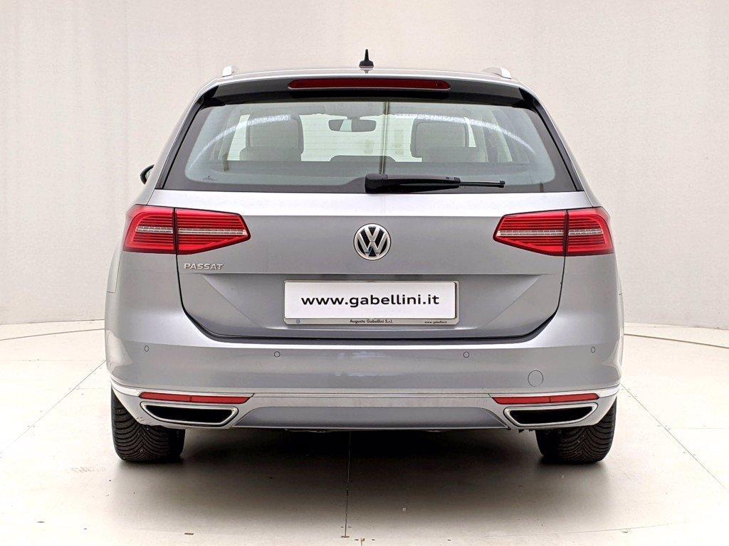 VOLKSWAGEN Passat Variant 2.0 BiTDI SCR 4MOTION DSG Executive BMT del 2018