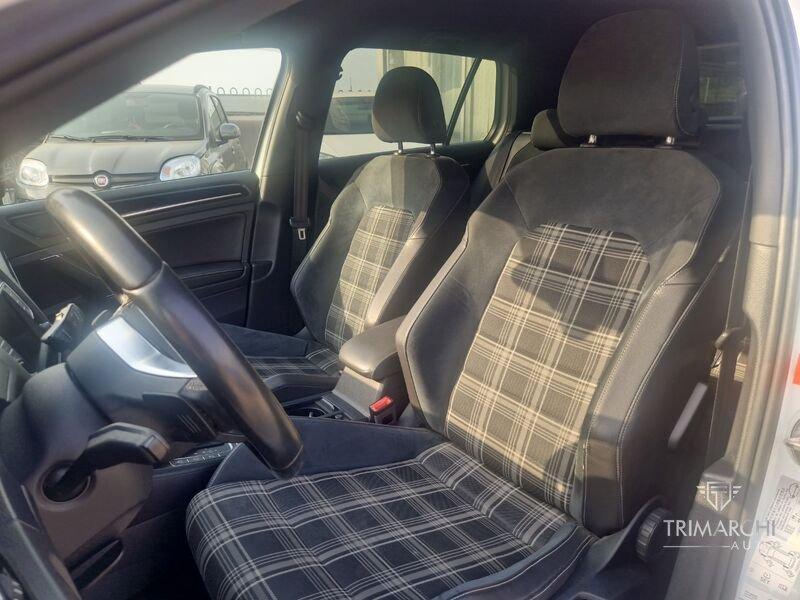 Volkswagen Golf GT 2.0 TDI GTD DSG BlueMotion Technology