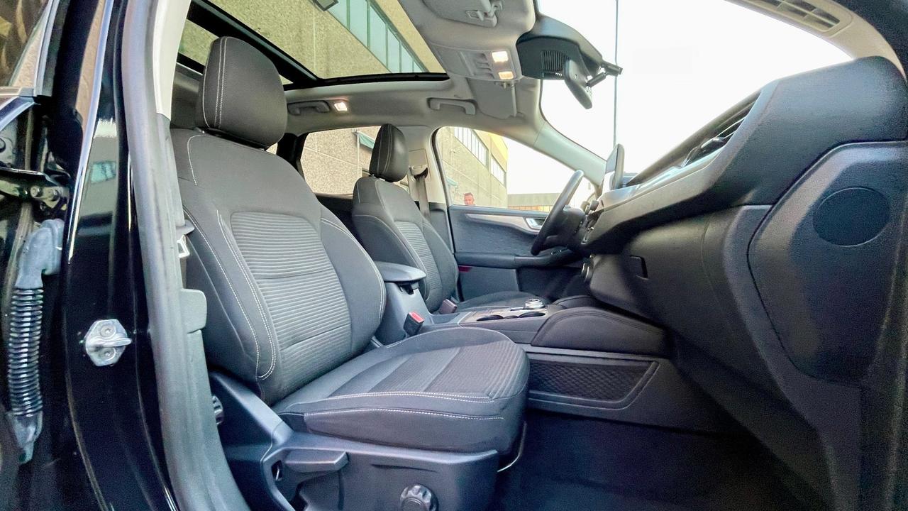 FORD KUGA 1.5 2WD ECOBLUE TITANIUM 120CV - FULL LED, TETTO, NEOPATENTATI