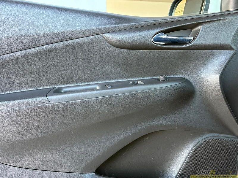 Opel Karl Karl Rocks 1.0 75 CV