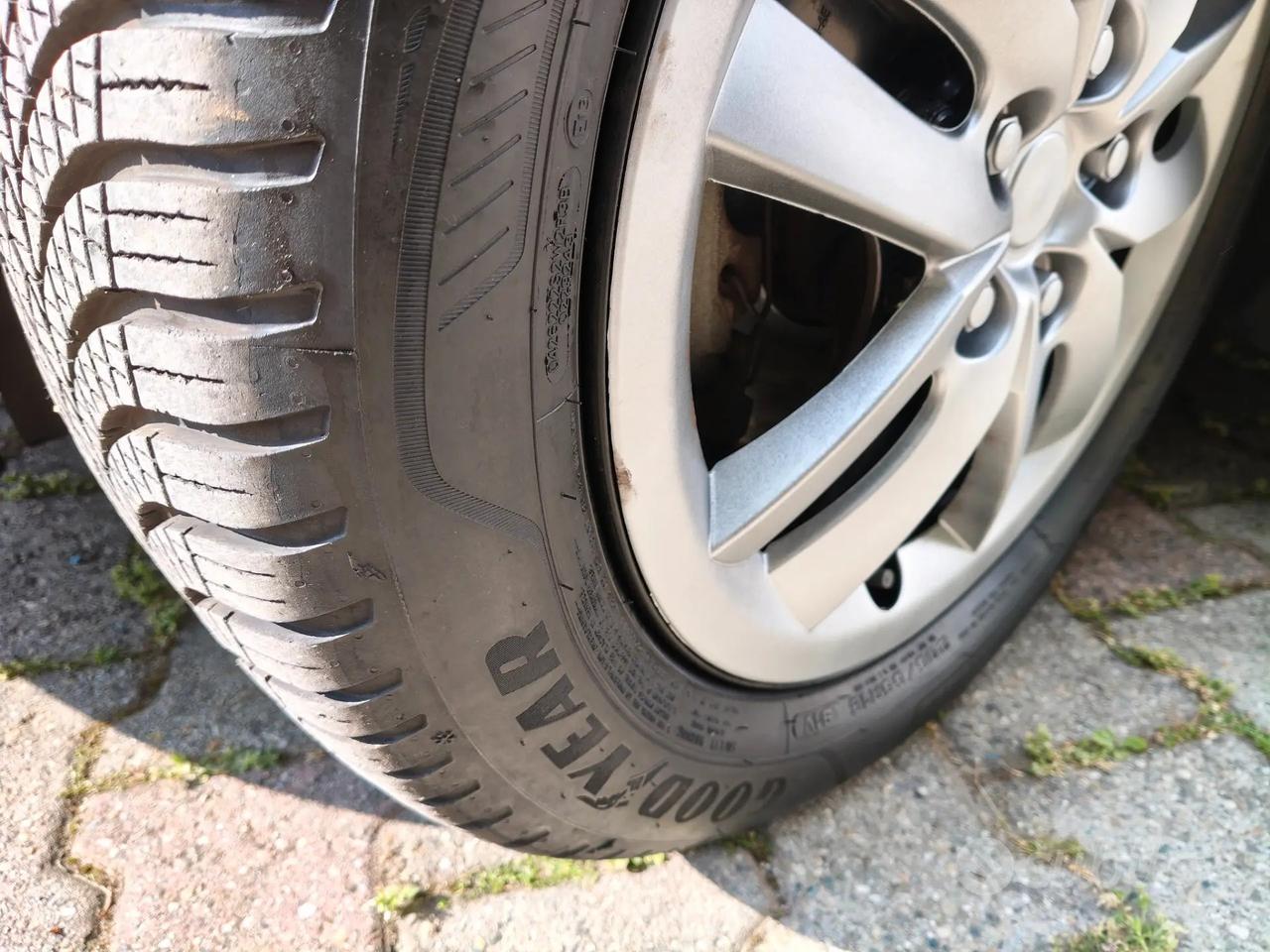 Ford C-Max 1.0 EcoBoost 100CV Start&Stop Plus
