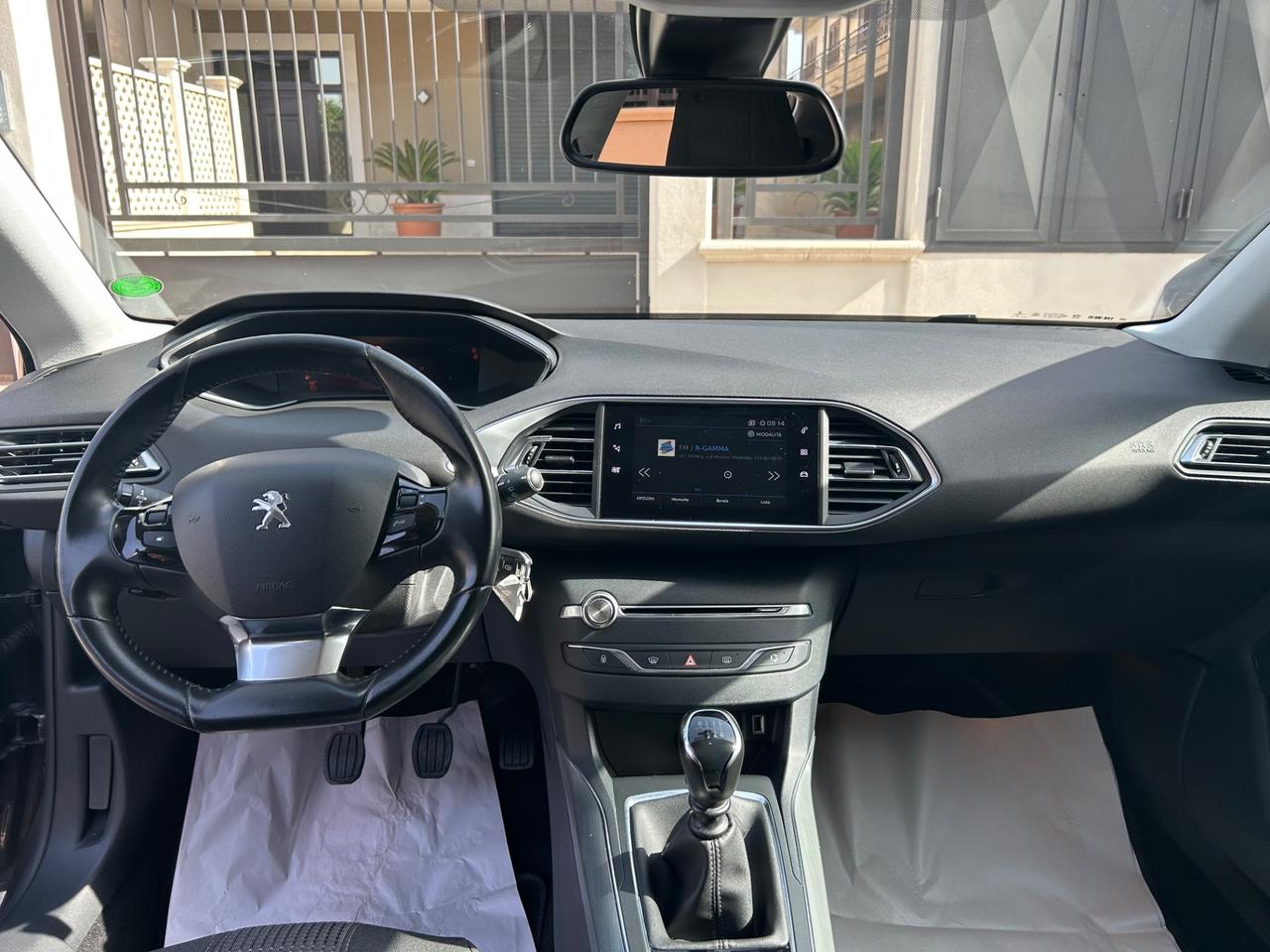 Peugeot 308 BlueHDi 130 S&S Allure