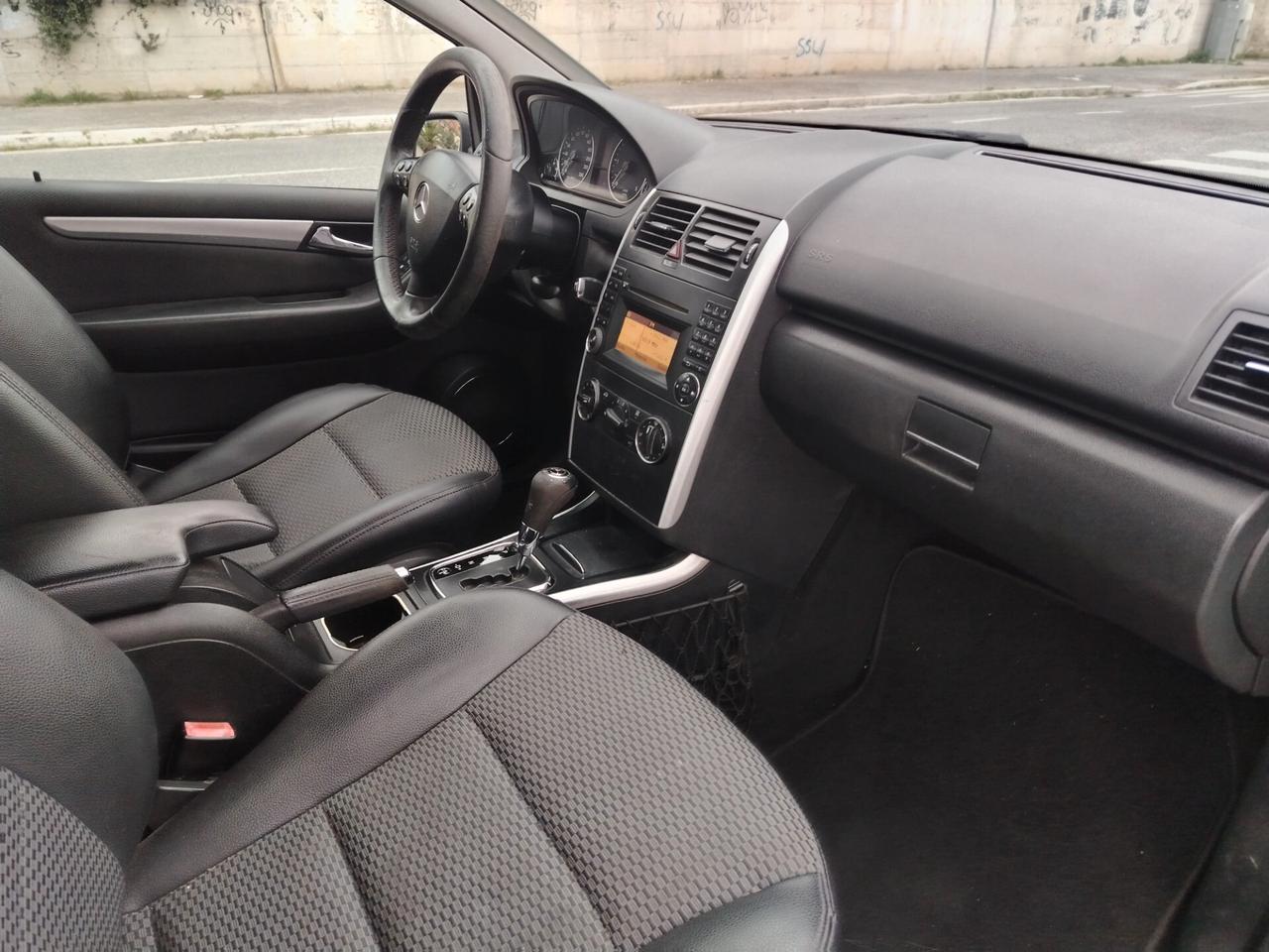 Mercedes-benz A 180 CDI Cambio AUTOMATICO!!! SOLO 160000 KM!!!!!