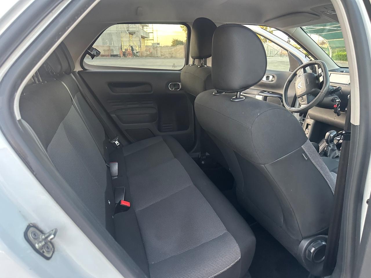 Citroen C4 Cactus BlueHDi 100 Shine