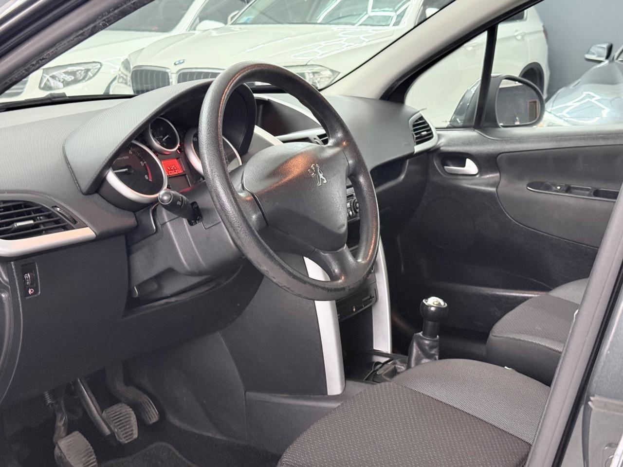 Peugeot 207 1.4 HDi 70CV 5p. Euro 5