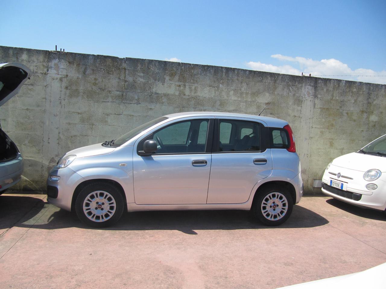Fiat Panda 1.2 Lounge - BENZINA
