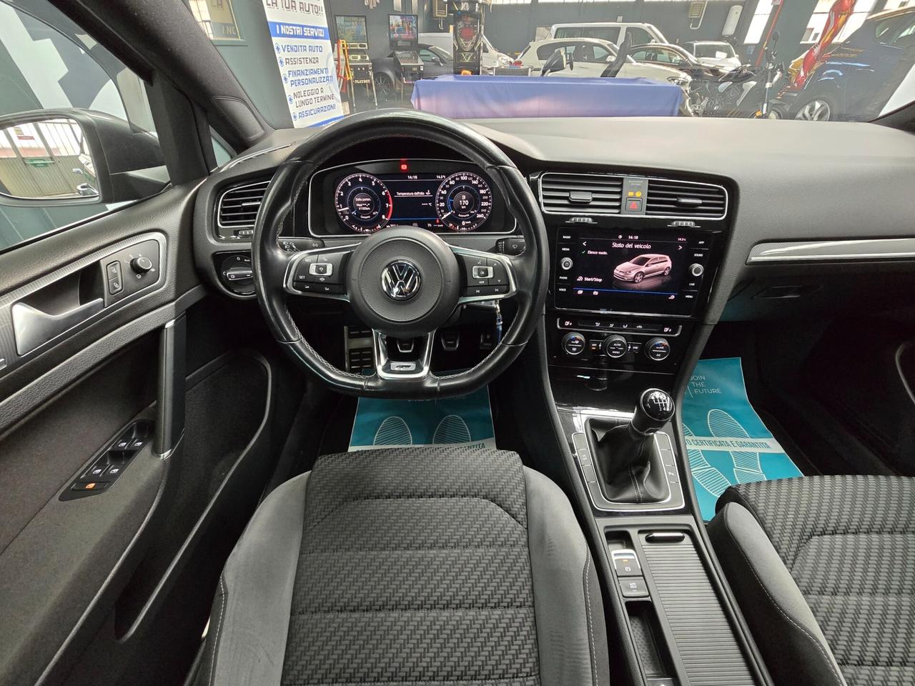 VOLKSWAGEN GOLF R-Line 1.5 TSI 150CV 5p. SPORT