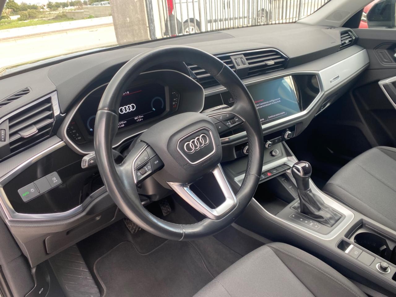 Audi Q3 35 TDI S tronic line edition