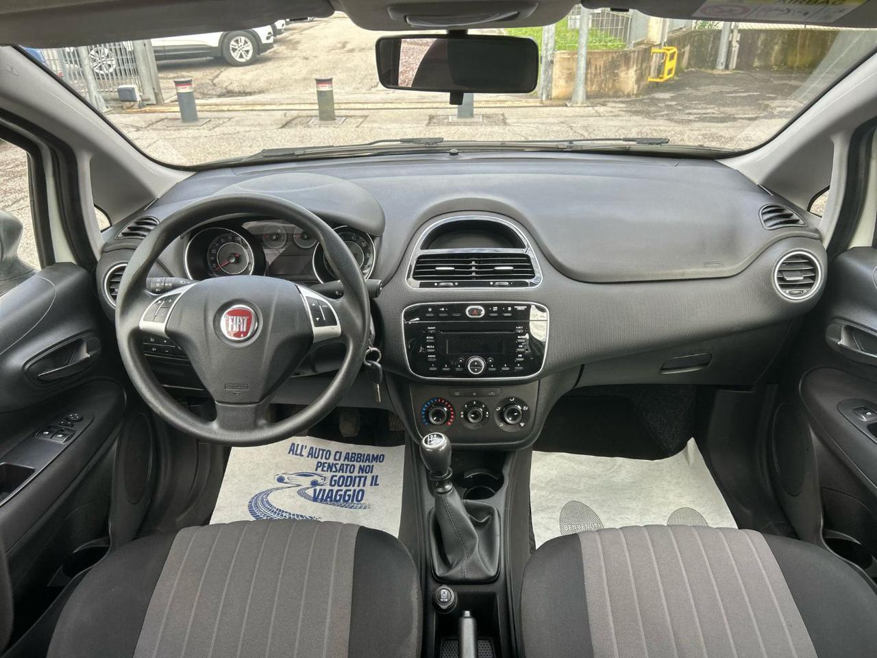 FIAT Punto 1.4 8V 5 porte Natural Power Street