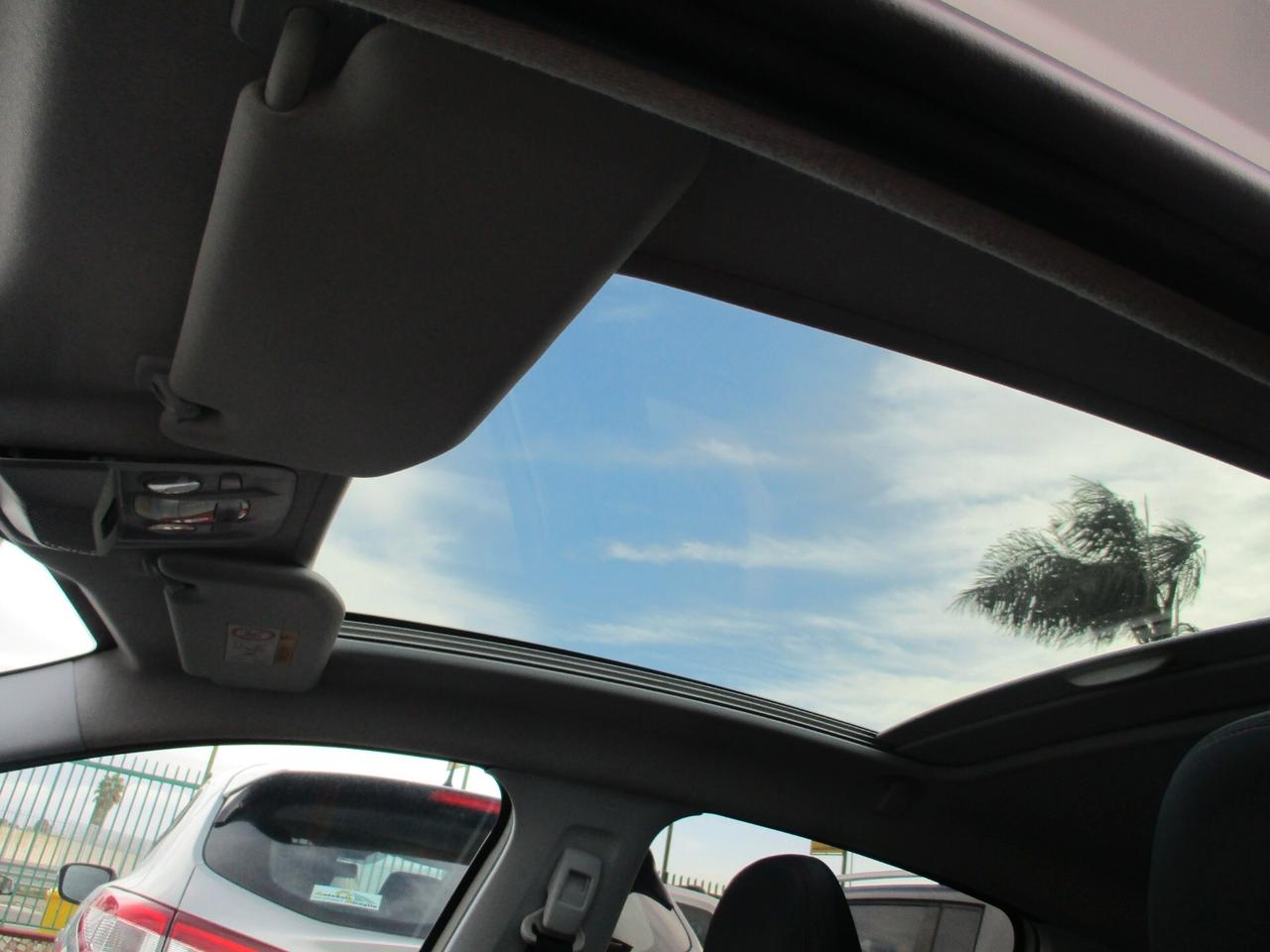 Peugeot 208 1.6 HDI 100CV E6 GT-LINE TETTO