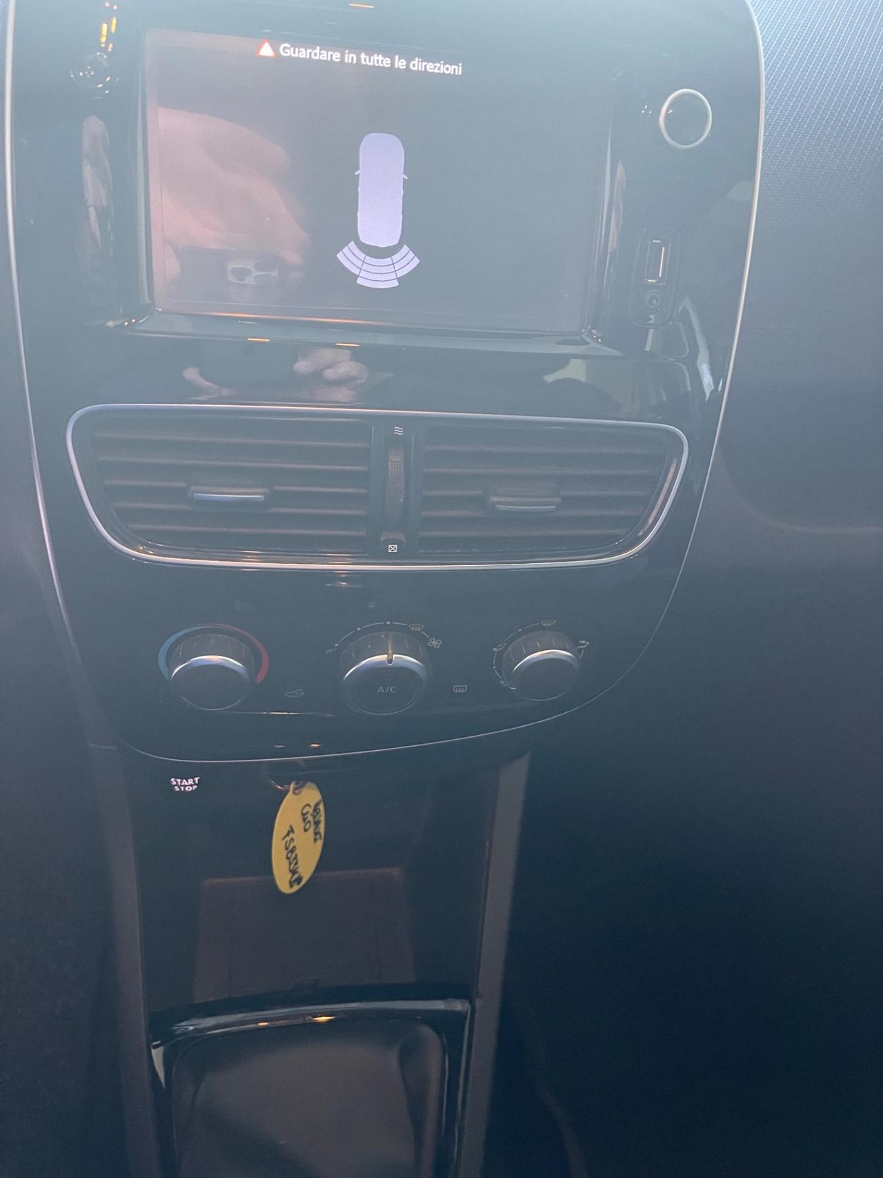 Renault Clio dCi 8V 75 CV 5 porte Duel SI NEOPATENTATI
