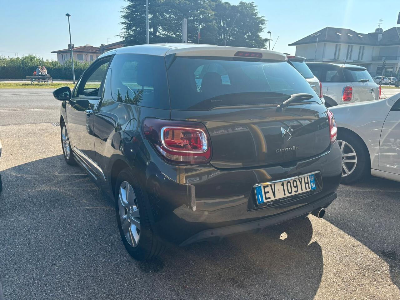 DS3 1.2 - 82cv anno 2014 con 104.889 km OK NEOPATENTATI