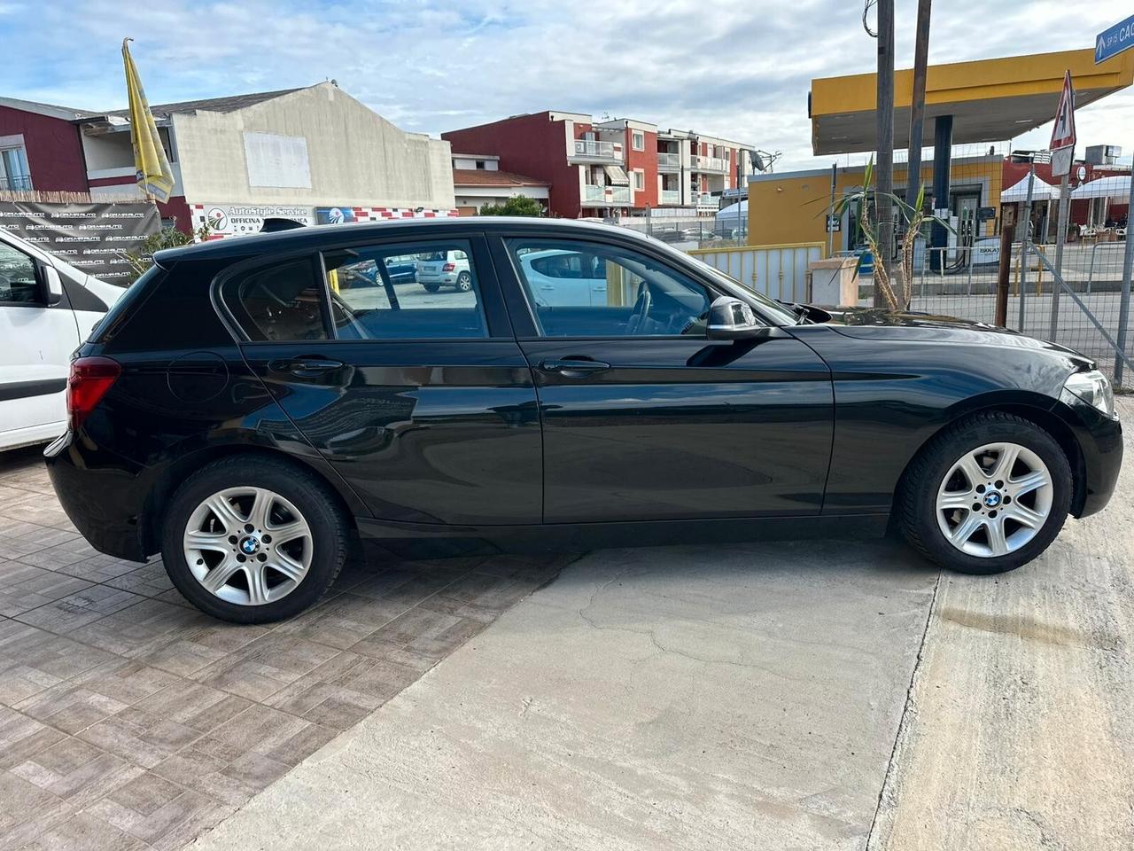 Bmw 114d 5p. Urban 2013