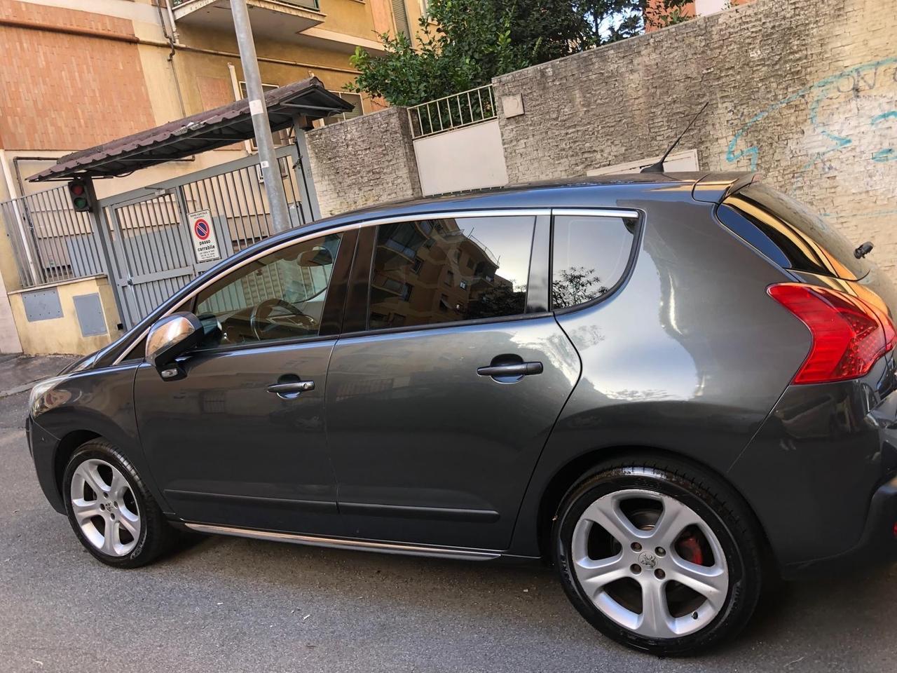 Peugeot 3008 2.0 HDi 150CV Outdoor