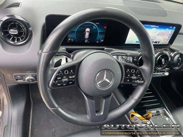 MERCEDES-BENZ GLB 200 d Automatic Business