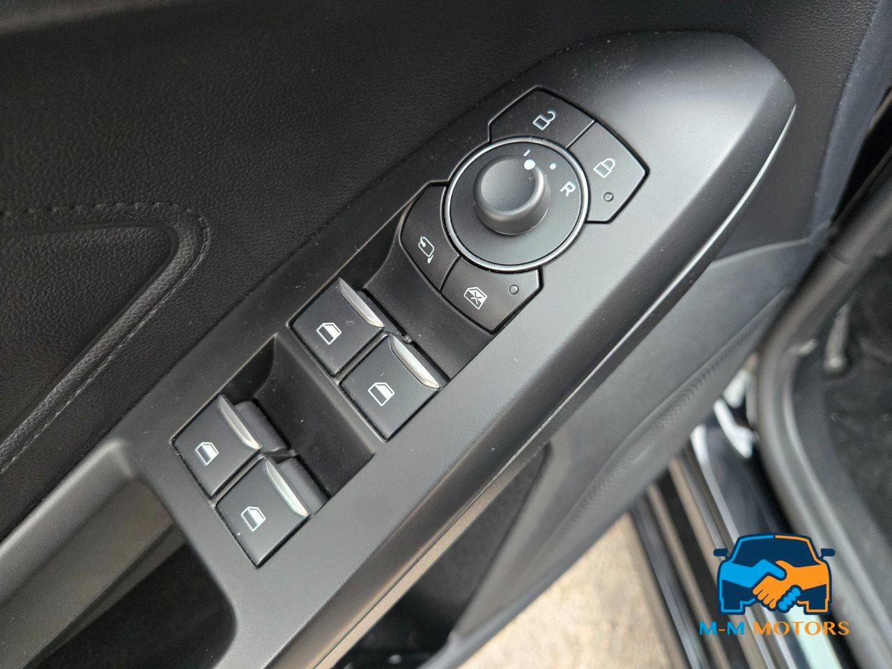 Ford Focus 5 Porte Focus 1.0 ecoboost h ST-Line 125cv powershift