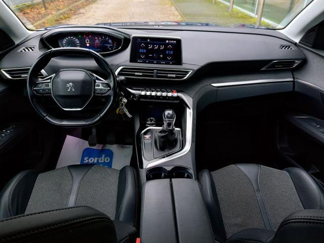 PEUGEOT 3008 PureTech Turbo 130 Allure