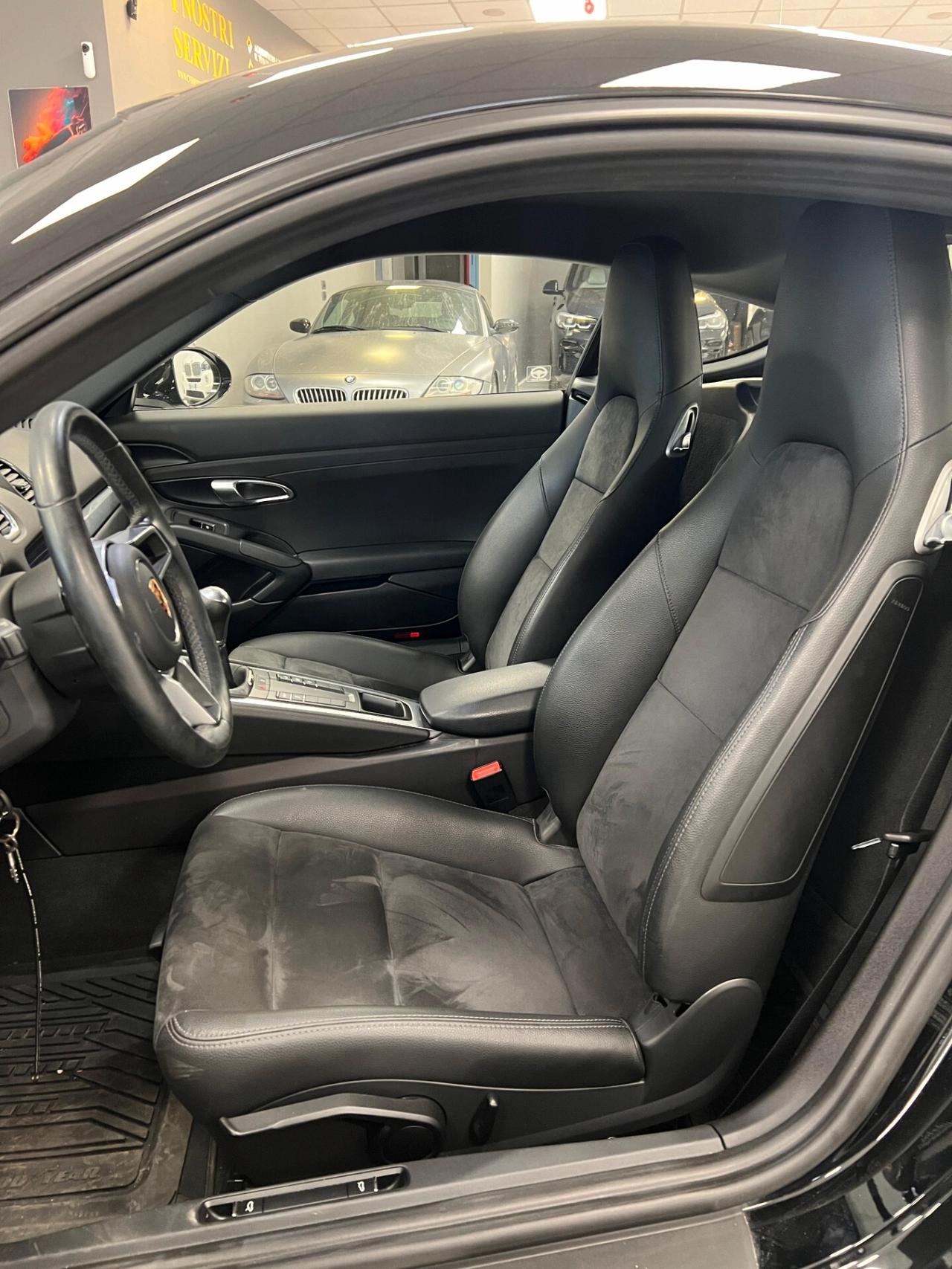 Porsche 718 Cayman 2.0 T MANUALE