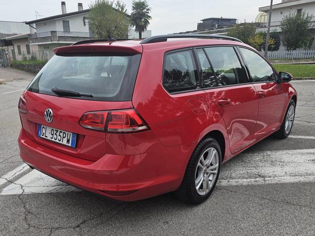 VOLKSWAGEN Golf Variant 1.6 tdi Highline Business DSG