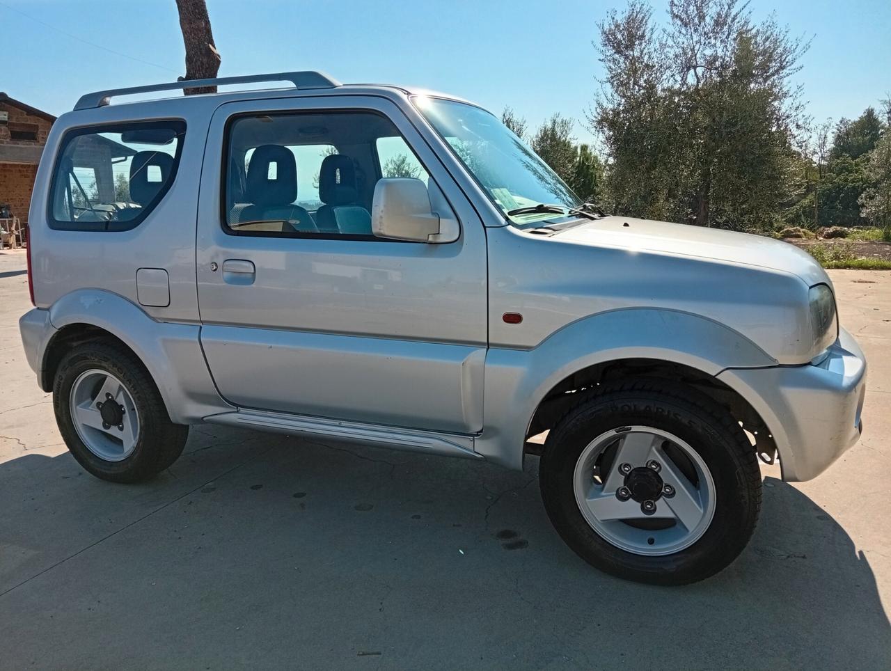 Suzuki Jimny 1.3i 16V cat 4WD JLX GPLscad. bomb 2032