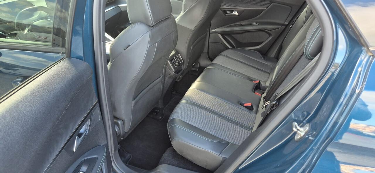 Peugeot 3008 BlueHDi 130cv EAT8-2021-Garanz2anni