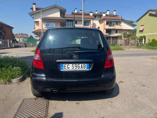 MERCEDES-BENZ A 160 BlueEFFICIENCY Avantgarde