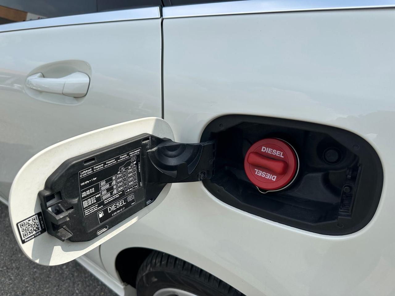 Mercedes-Benz B 180 Sport B 180 D #10480