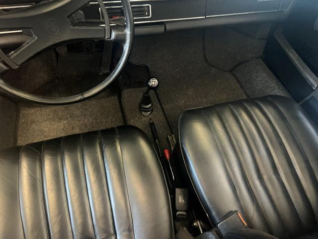 PORSCHE 911 T 2200 Targa